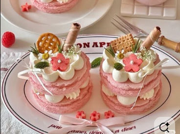 Bánh Mini Dâu Tây Sữa